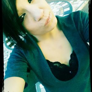 Meet your Posher, Nicole elizabeth